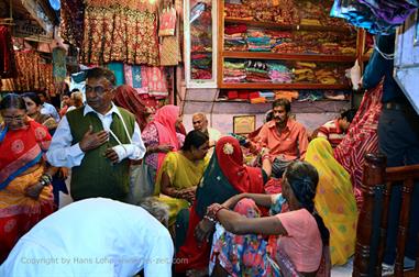 09 Bazaar-Walk,_Jaipur_DSC5311_b_H600